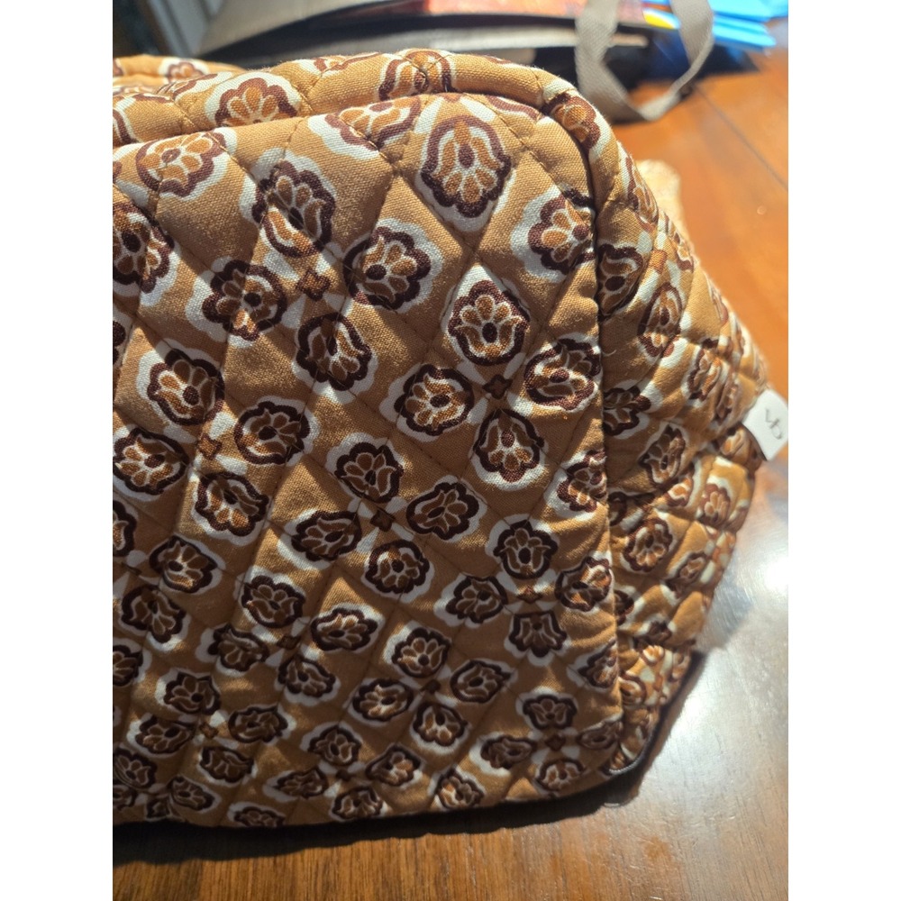 NWT Vera Bradley Grand Tote. Butter Cookie Medallion Apple Cinnamon. - Picture 5 of 14